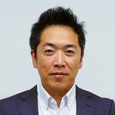 上平 真 氏