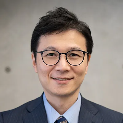 川原　圭博 氏