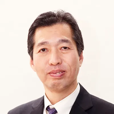 梶本　一夫 氏