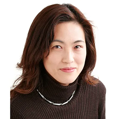 川端 由美 氏